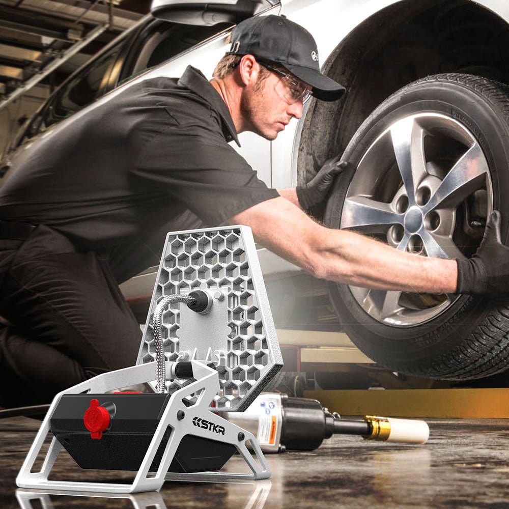 The Adjustable 1,200 Lumen Cordless LED Floodlight - Kyrafy