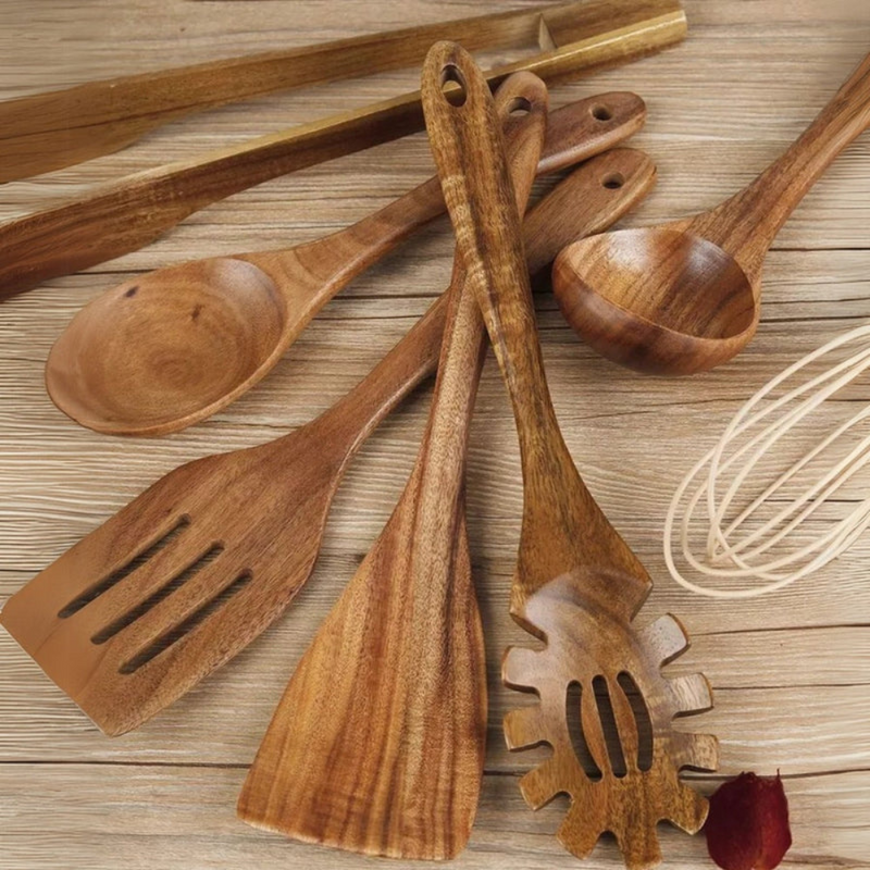 Kitchen Essential Wooden Utensil Set | 7 Piece Cooking Tools