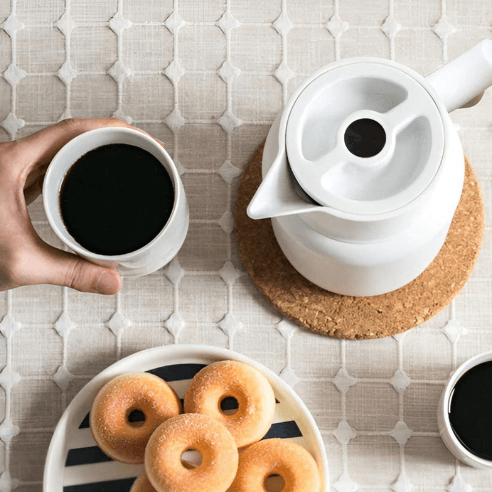 Kitchen Minimalist Insulated Carafe | Stylish Scandinavian Design - Kyrafy